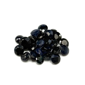 lot 19 image: 10.38 Carat Sapphire Gemstones Loose