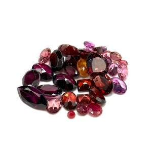 lot 32 image: 16.7 Carat GarnetAssorted Gemstones Loose