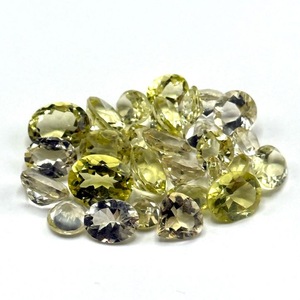 lot 39 image: 45.4 Carat Quartz Gemstones Loose