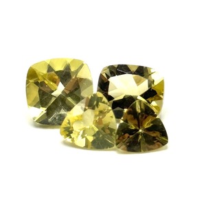 lot 82 image: 15.6 Carat Quartz Gemstones Loose