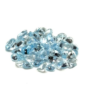 lot 102 image: 33 Carat Blue Topaz Gemstones Loose