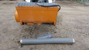 lot 4 image: Land Honer Concrete Mixer Skid Loader Attachment