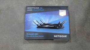 lot 28 image: Nighthawk Wi-Fi Router