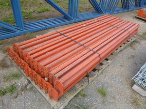 lot 10 image: 23 Pallet Racking Beams