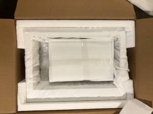 lot 41 image: 16 in. Mid Century Stark White Resin Planter (2-Pack) by CHG CLASSIC HOME & GARDEN   Customer Returns See Pictures