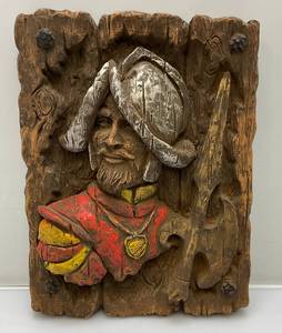 lot 58 image: Vintage Universal Statuary Corp 1968 Conquistador Wall Plaque 11 x 15