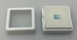 lot 175 image: Lab Created 1.7 CT Sky Blue Topaz (In Protective Case)