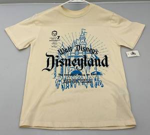 lot 193 image: Vintage Walt Disney Disneyland Youth Large T-Shirt (With Original Tags)