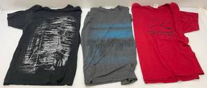 lot 208 image: Misc. Vintage Graphic T-Shirts Size (Large)