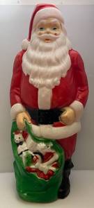 lot 250 image: Vintage 46 SANTA Blow Mold