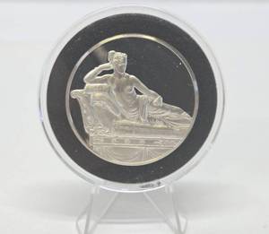100 Greatest Masterpieces - Large Solid Sterling Silver Coin - Pauline Borghese as Venus