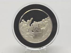 lot 36 image: 100 Greatest Masterpieces - Large Solid Sterling Silver Coin - The Third of May, 1808