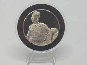 lot 48 image: 100 Greatest Masterpieces - Large Solid Sterling Silver Coin - The Apollo Belvedere