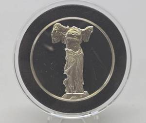 lot 54 image: 100 Greatest Masterpieces - Large Solid Sterling Silver Coin - The Victory of Samothrace