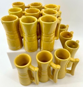 lot 36 image: Set of 15 Frankoma Pottery Yellow Miniature Mug Tankards