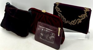 lot 41 image: Collection of 4 Vintage Velvet and Leather Clutch Bags and Coin Purse