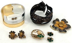 lot 62 image: Vintage Costume Jewelry Lot - Brooches, Earrings, and Bracelets