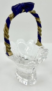 lot 117 image: Waterford Crystal Basket with Purple and Gold Handle
