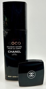 lot 118 image: Chanel Coco Body Satin Spray and Premier Or Eyeshadow Duo