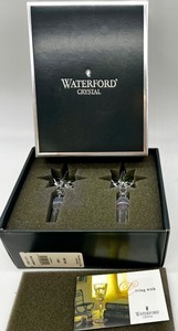lot 169 image: Waterford Crystal Star Wine Bottle Stoppers Set of 2 in Box (2 of 4)