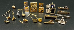 lot 196 image: Vintage Cufflinks and Tie Clips Collection - Mixed Styles and Finishes