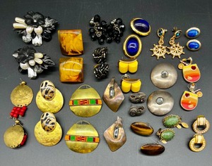 lot 217 image: Collection of Vintage and Statement Clip-On Earrings Assorted Styles and Materials