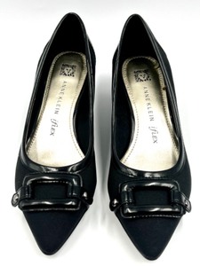 lot 258 image: Anne Klein iFlex Black Kitten Heel Dress Shoes Size 6.5M with Box