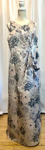 lot 282 image: NEW Adrianna Papell Floral Sleeveless Gown - Size 14