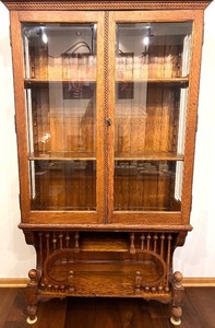 lot 301 image: Antique Victorian Oak Glass-Front Display Cabinet with Ornate Carvings
