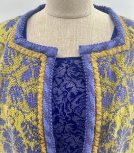lot 285 image: Oleana Norwegian Wool Cardigan and Tank Top Set, Size L