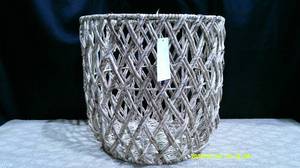 lot 7 image: Large Gap Woven Basket