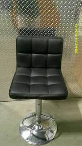 lot 15 image: Black Swivel Salon  Bar Stool