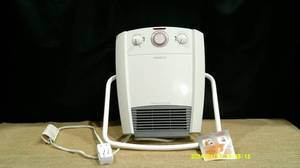 lot 28 image: Kenwood Wall Mount Towel Warmer