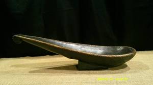 lot 53 image: Wooden Leaf Like Bowl
