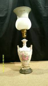 lot 67 image: Porcelain Antique Lamp