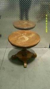 lot 72 image: Round Side Table