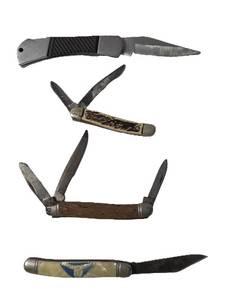 lot 12 image: Bag of 4 Misc. Vintage Pocket Knives