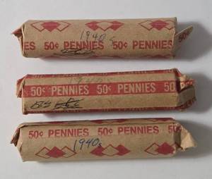 lot 21 image: 3 Rolls of Wheat Pennies from the 40s