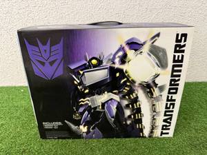 lot 6 image: Transformers Shockwave & Predaking