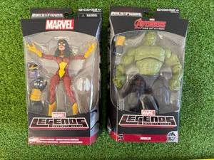 lot 16 image: Marvel Legends - Hulk & Fierce Fighters