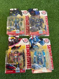 lot 19 image: Transformers Combiner Force