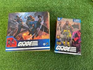 lot 49 image: GI Joe Classified Series Blue Ninjas & B.A.T