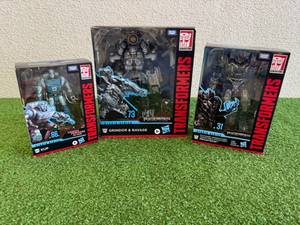lot 67 image: Transformers Generations Megatron, Grindor & Ravage & Kup