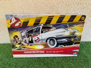 lot 72 image: Ghostbusters Ecto-1 Playset