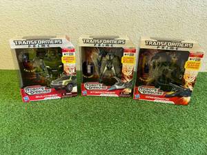 lot 77 image: Transformers Prime Dreadwing, Starscream & Bulkhead