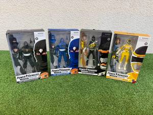 lot 89 image: Power Rangers Lightning Collection Figures