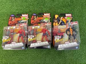 lot 106 image: Marvel Universe Legends Klaw (2) & Constrictor