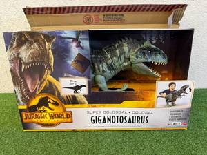 lot 200 image: Jurassic World Super Colossal Giganotosaurus