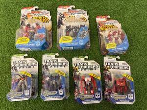 lot 217 image: Transformers Prime & Beast Hunters