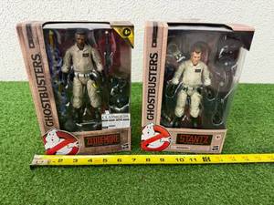 lot 237 image: Ghostbusters Zeddemore & Stantz